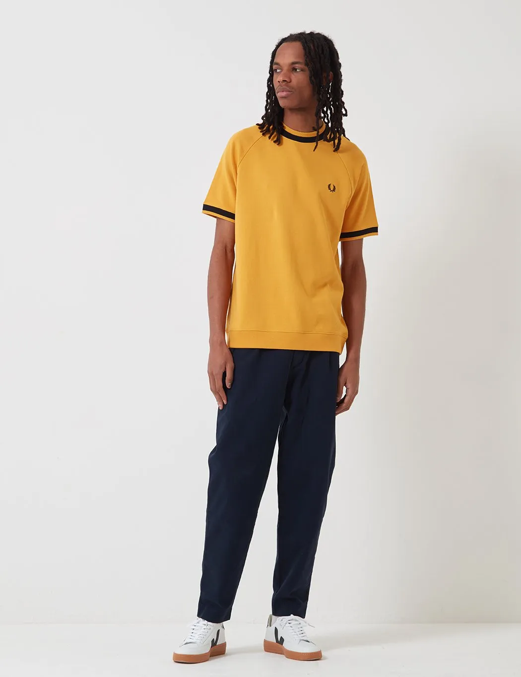 Fred Perry Raglan Sweat Top T-shirt - Gold