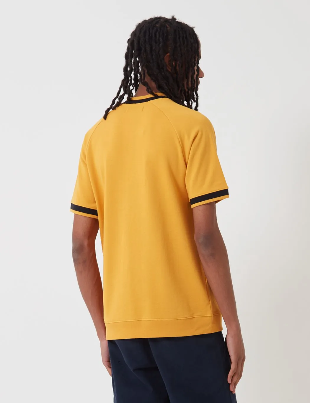 Fred Perry Raglan Sweat Top T-shirt - Gold