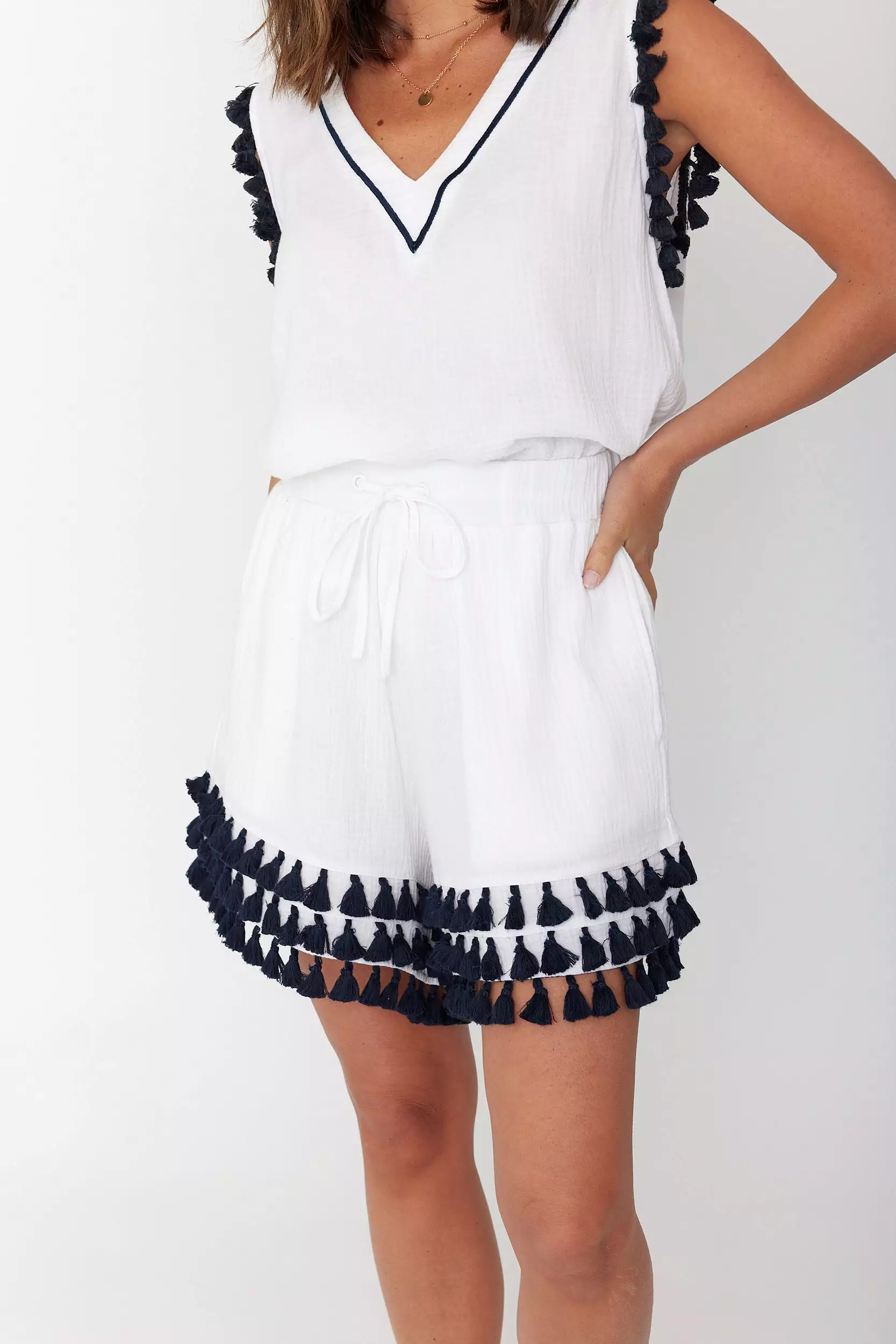 JINNY Shorts White