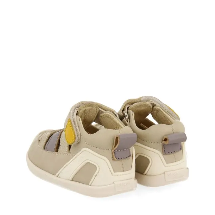 OFF-WHITE LEATHER BABY BROGAN STYLE SANDALS WITH COLOR ACCENTS