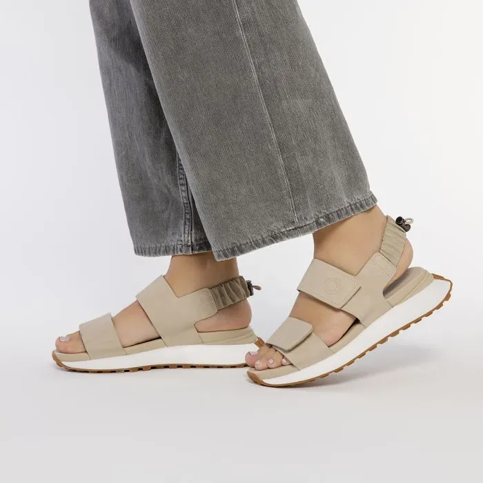 OFF-WHITE SPORTS SANDALS WITH ELASTIC RUCHED BACK DETAIL FOR WOMEN FRATAR